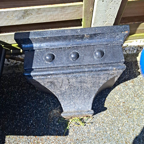 Reclaimed cast gutter hopper - reclaimed,