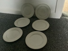 6 x White and Gold Rim Royal