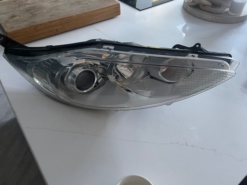 Ford fiesta headlight - , rhd