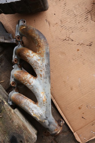 Exhaust manifold mercedes - exhaust,