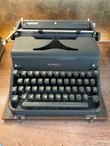 Vintage 1946 hermes 2000 - vintage,