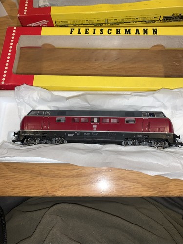 Fleischmann 1384 br 221 - br,