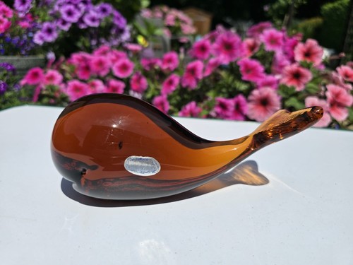 Wedgwood amber glass whale - wedgwood, 7"