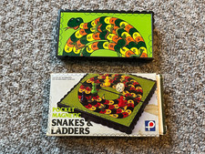 Vintage Pocket Snakes & Ladders Game - Excellent Condition
