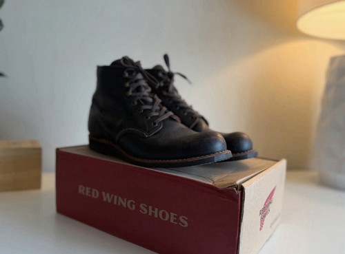Red wing blacksmith - wing, 3345