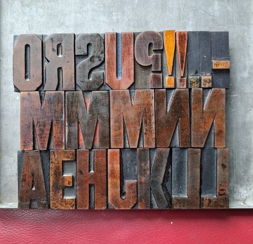 Vintage wooden letterpress - wooden,