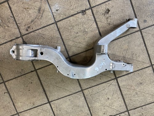 Honda vfr 800 - rear, single