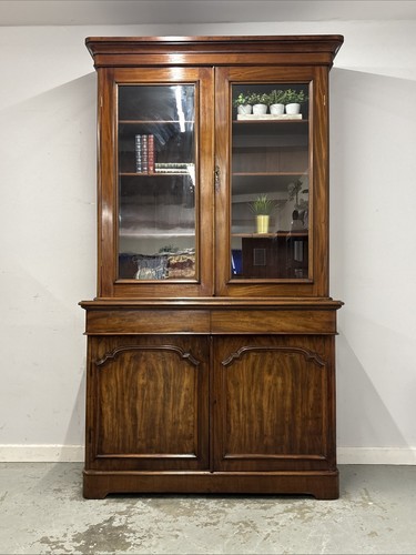 Antique figured dark - antique,