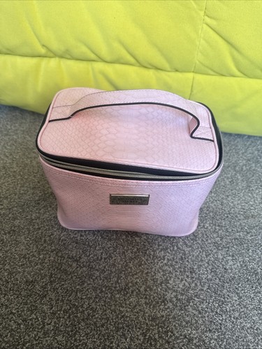 Victoria secret vanity - secret,
