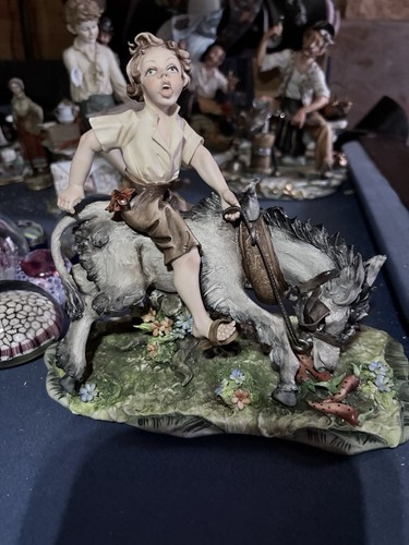 Capodimonte porcelain figurine
