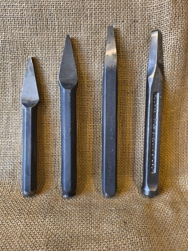 Clay footprint cold - cold, chisels
