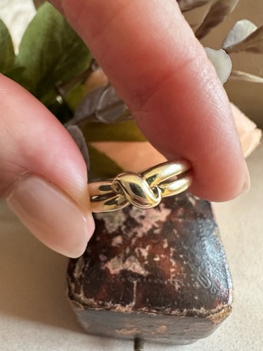 9ct yellow gold knot ring - 9ct,