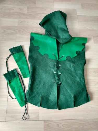 Peter pan robin hood child - hood, child's