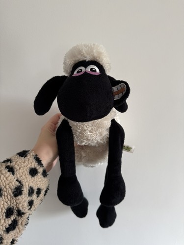 Shaun the sheep smiling - sheep, soft