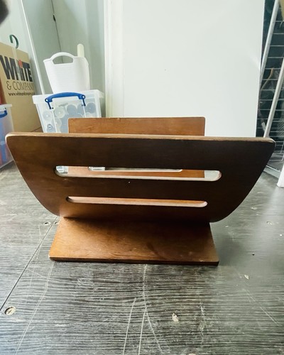 Curved wooden magazine - wooden, rack