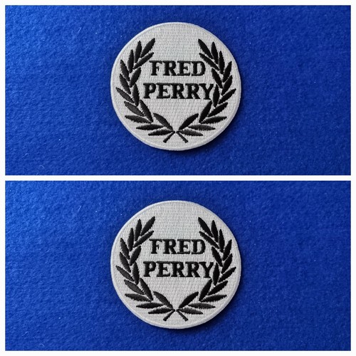 Pair white fred perry - a,
