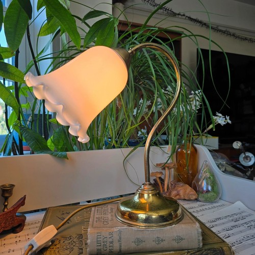 Vintage brass table lamp - , swan