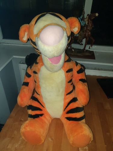 Tigger talking talk - tigger, "