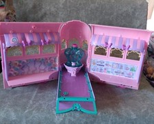 Wild Manes Horse Trailer