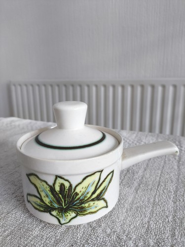 Palissy royal worcester group - royal,