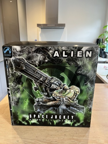 Alien space jockey - jockey, deluxe