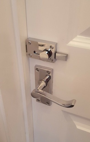 Polished chrome bathroom - polished,