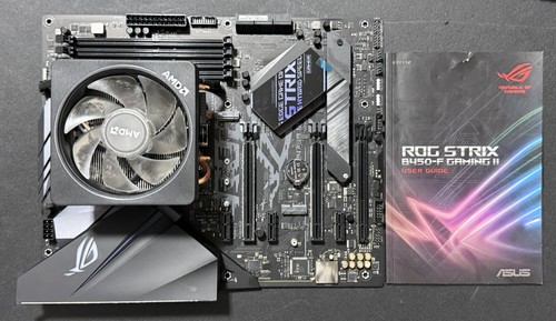 Computer parts builders dream - parts,