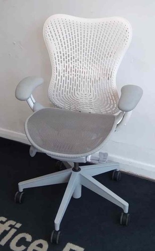 Herman miller mirra - mirra, operator