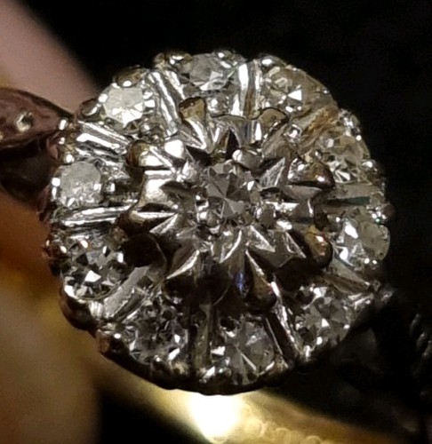 18ct yellow gold - 18ct, diamond