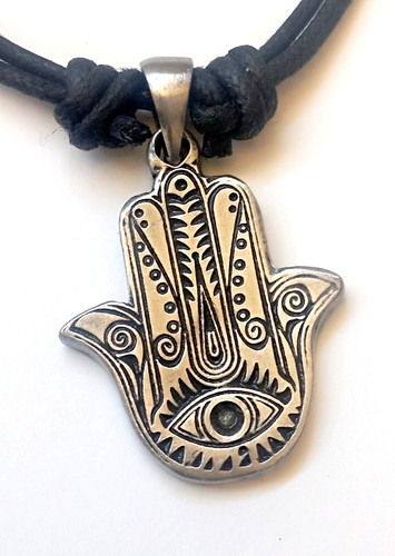 P0638 hamsa hand - hand, 30mm