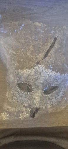Venetian masquerade eye - 2x,
