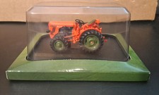Hatchette Tractors - 1:43 Same