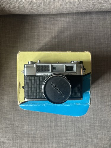 Yashica minister camera - minister,