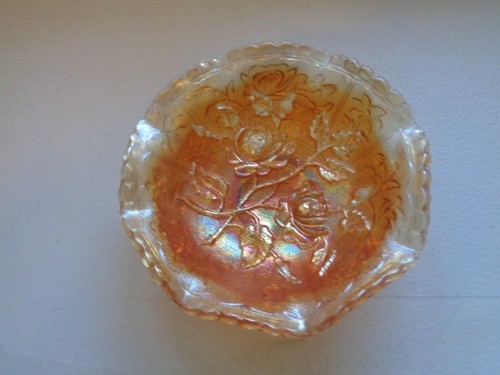 Vintage carnival glass - carnival,