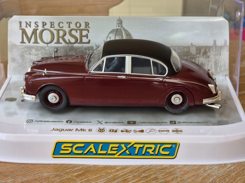 New scalextric c4502 jaguar - new,