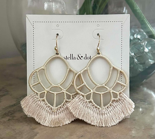 Stella dot summer statement - dot,