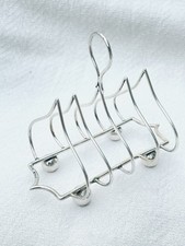 AN EDWARDIAN STERLING SILVER