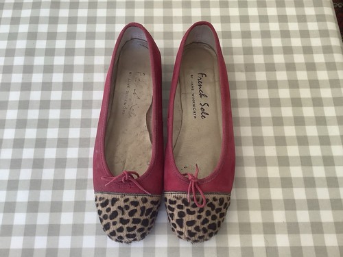 French sole woman - sole, woman’s