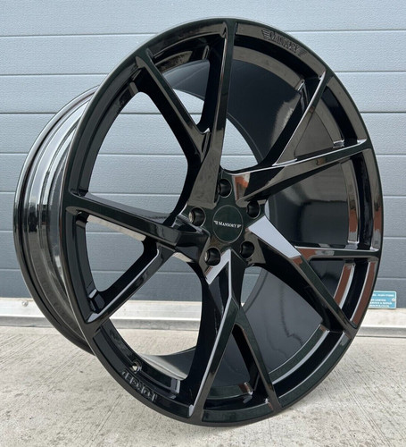 Mansory urus forged - 23",