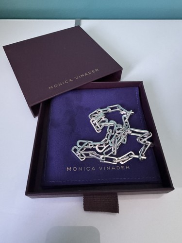Monica vinader alta charm - monica,