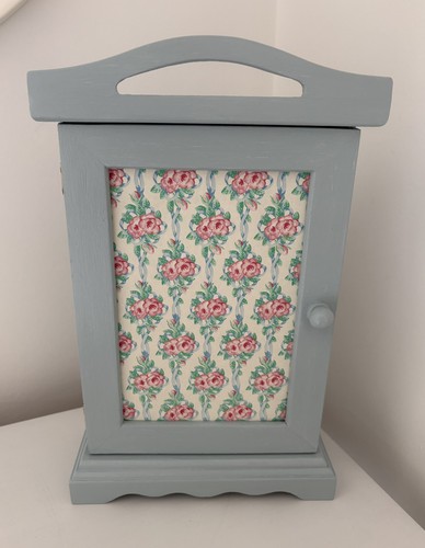 Vintage country roses - vintage, upcycled