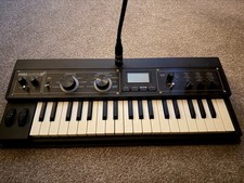 KORG Analog Modeling Synthesizer Vocoder Keyboard microKORG XL+ Compact 37 keys