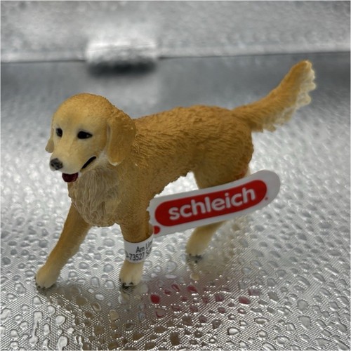 Schleich dog figurine - dog, golden