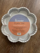 Lakeland Flower Flan Tin