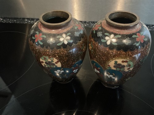 Pair small japanese - of,
