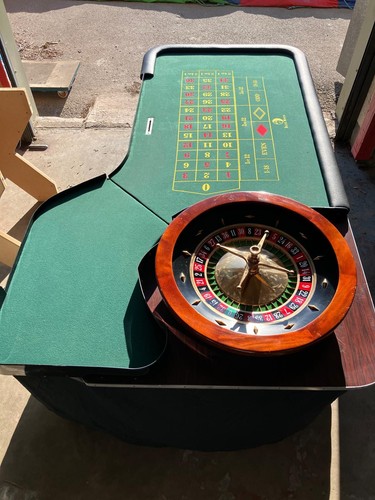 Casino table roulette - table,