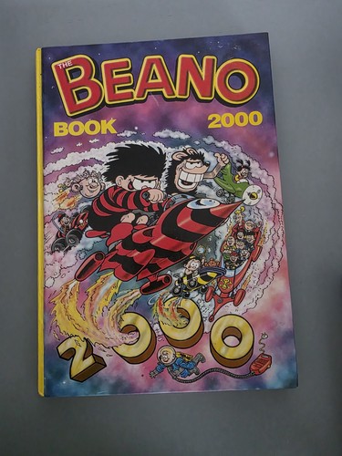 The beano book 2000 hardback - the,