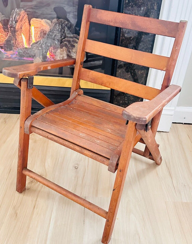 Vtg child slatted - vtg,