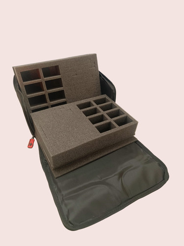 Skirmisher figure case inc x - case,