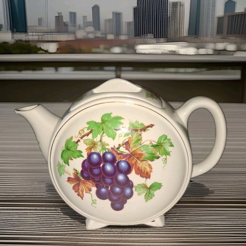Ringtons maling ware berry - berry, tea